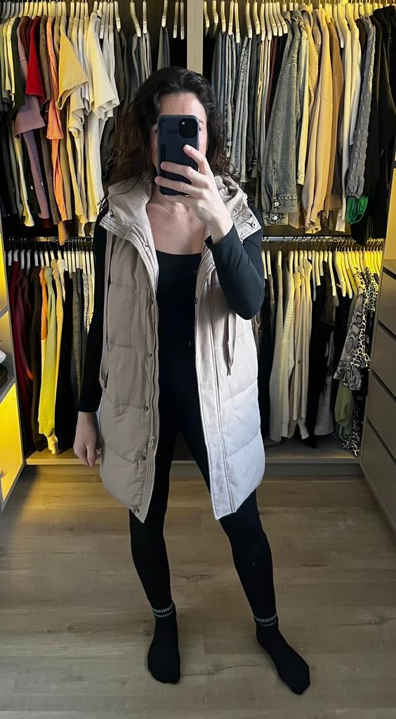 Lange bodywarmer beige, Kleding | Dames, Bodywarmers, Ophalen of Verzenden, Zo goed als nieuw, Maat 34 (XS) of kleiner, Beige