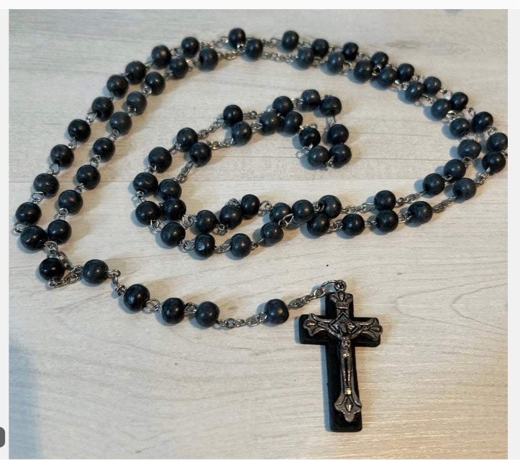 Vintage rozekrans met mooi kruis, Ophalen of Verzenden