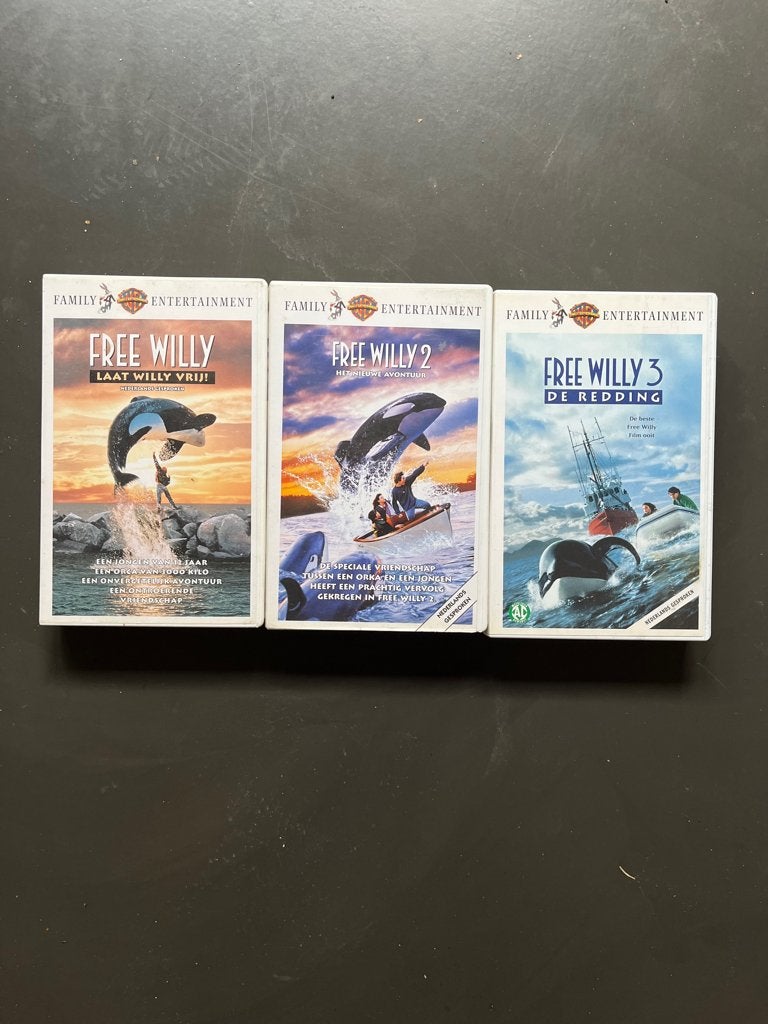 Free Willy 1,2, en 3, Cd's en Dvd's, Alle leeftijden, Zo goed als nieuw, Kinderprogramma of -film, VHS