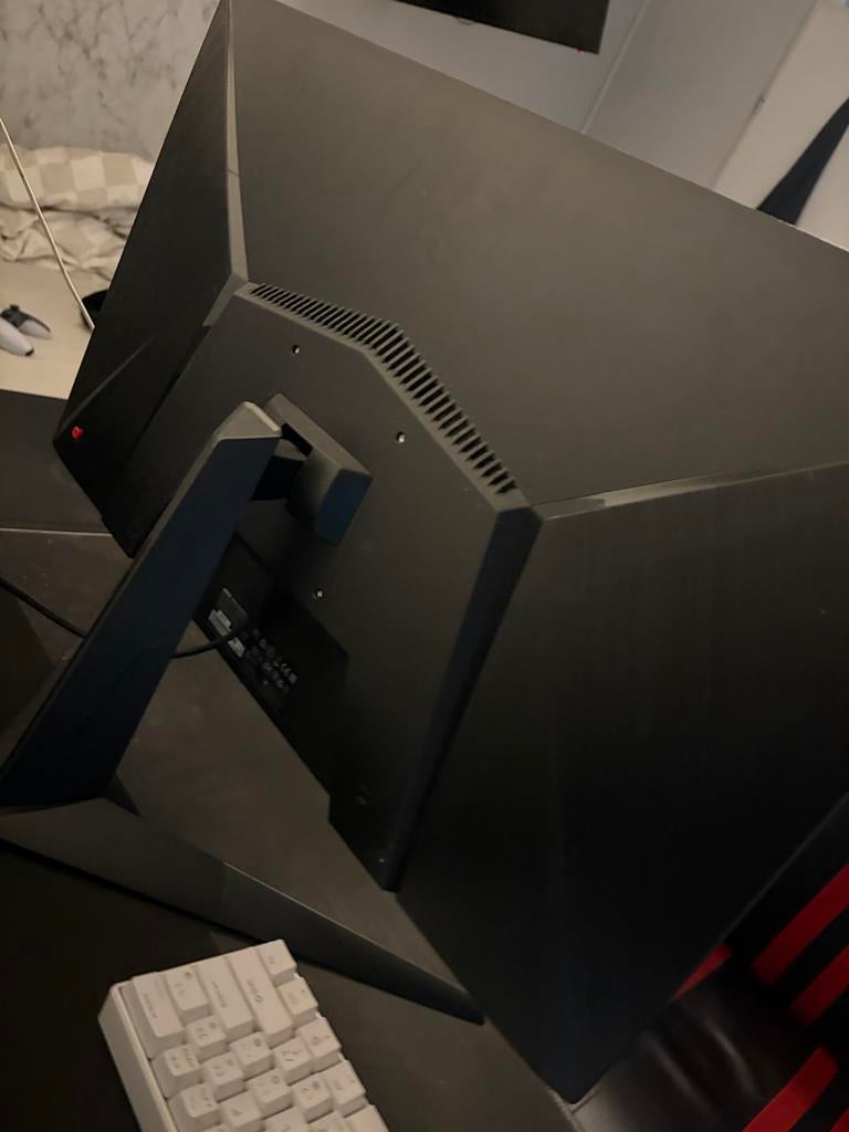 Game setup tekoop los en heel weg=weg, Gaming toetsenbord, Ophalen of Verzenden, Zo goed als nieuw, Draadloos