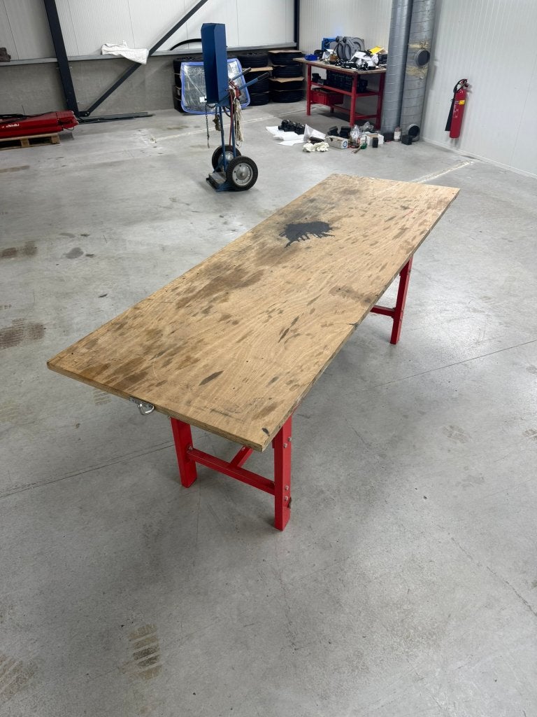 Werkbank/Werktafel met stalen frame en massief houten blad, Ophalen, Gebruikt, 170 cm of meer