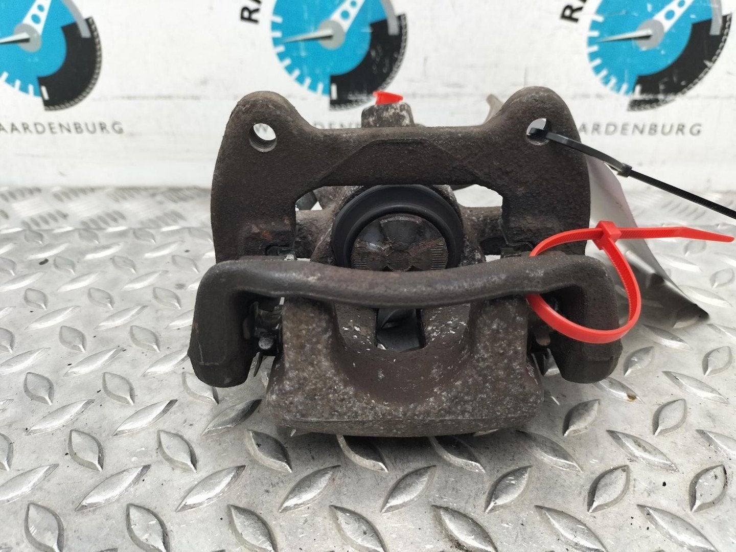 MINI (BMW) MINI R56 1.6 Cooper  REM KLAUW 2009, Ophalen of Verzenden, Gebruikt, Stiba lid