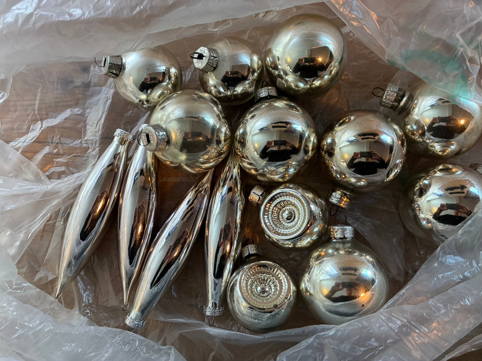 Set kerstballen en pegels 15 stuks zilver, Ophalen, Gebruikt