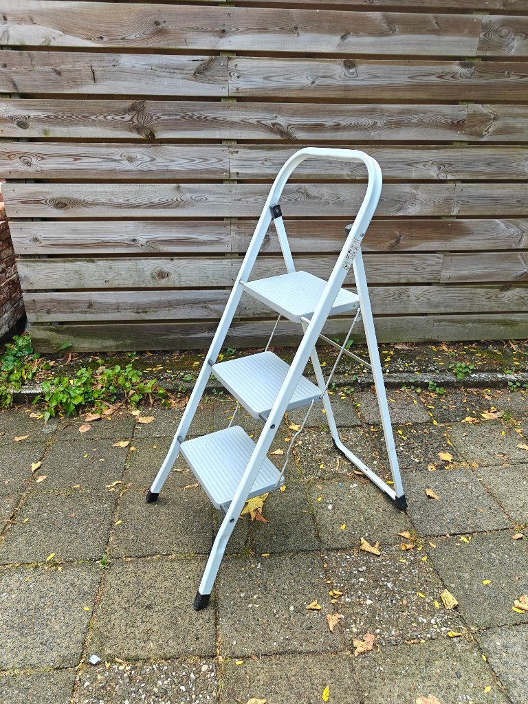 keukentrapje, Ophalen, Gebruikt, Onbekend, Opvouwbaar of Inschuifbaar