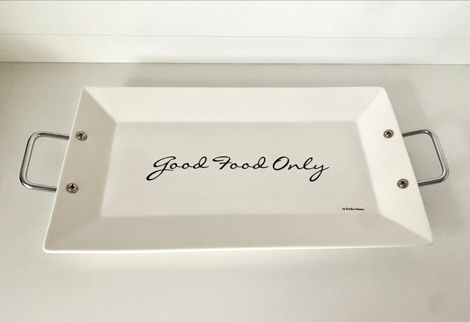 Riviera Maison Serveerschaal "Good Food Only" met handvatten, Porselein of Keramiek, Schaal, Ophalen of Verzenden, Zo goed als nieuw