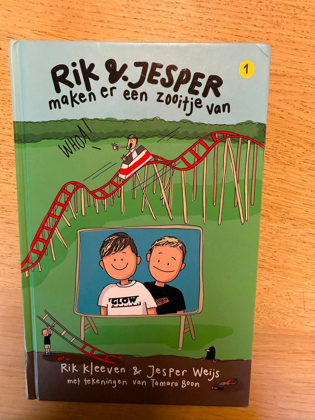 Rik Kleeven - Rik en Jesper maken er een zooitje van, Fictie algemeen, Rik Kleeven; Jesper Weijs, Ophalen of Verzenden, Zo goed als nieuw