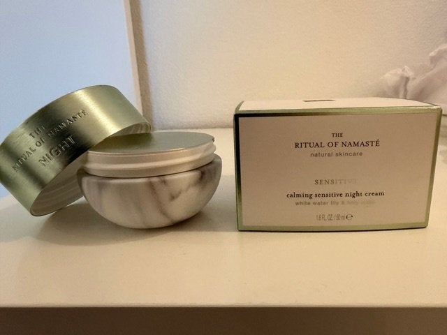Nieuw Rituals Namaste sensitive calming night cream, Ophalen of Verzenden, Nieuw, Gehele gezicht
