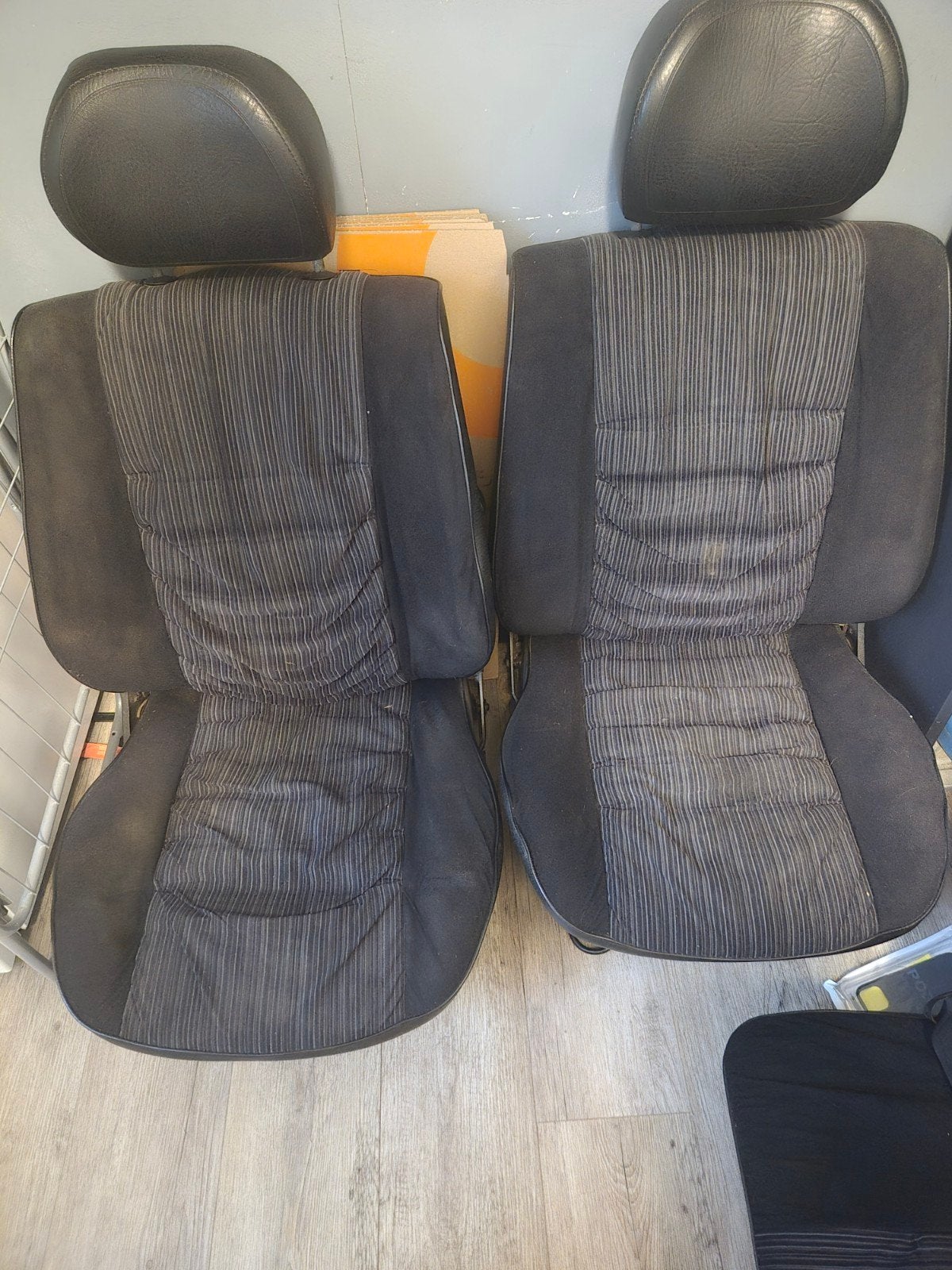 VW Golf MK1 Cabrio Interieur - Stoelen en Achterbank, Ophalen