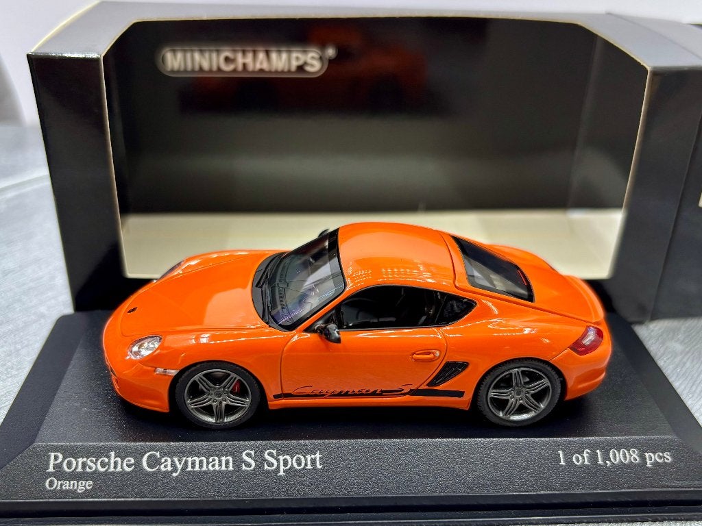 1:43  Porsche cayman S sport (987) 2008 - MINICHAMPS, Ophalen of Verzenden, Zo goed als nieuw, Auto, MiniChamps
