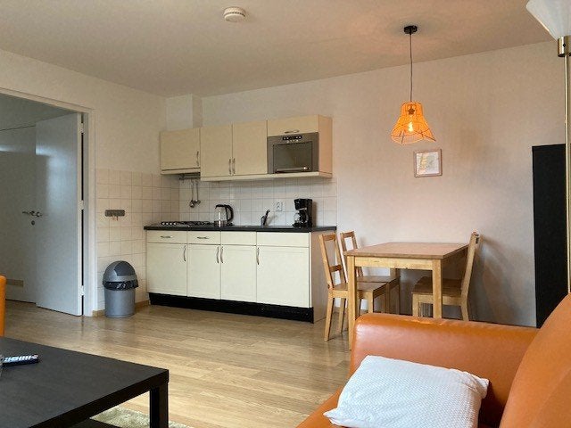 kamer te huur, 50 m² of meer, Overige regio's