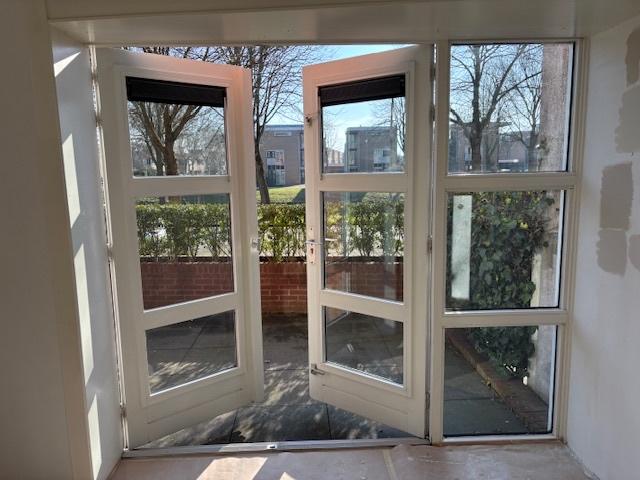 Tuindeuren, Doe-het-zelf en Verbouw, Kozijnen en Schuifpuien, Gebruikt, Deurkozijn, 150 tot 225 cm, Inclusief glas