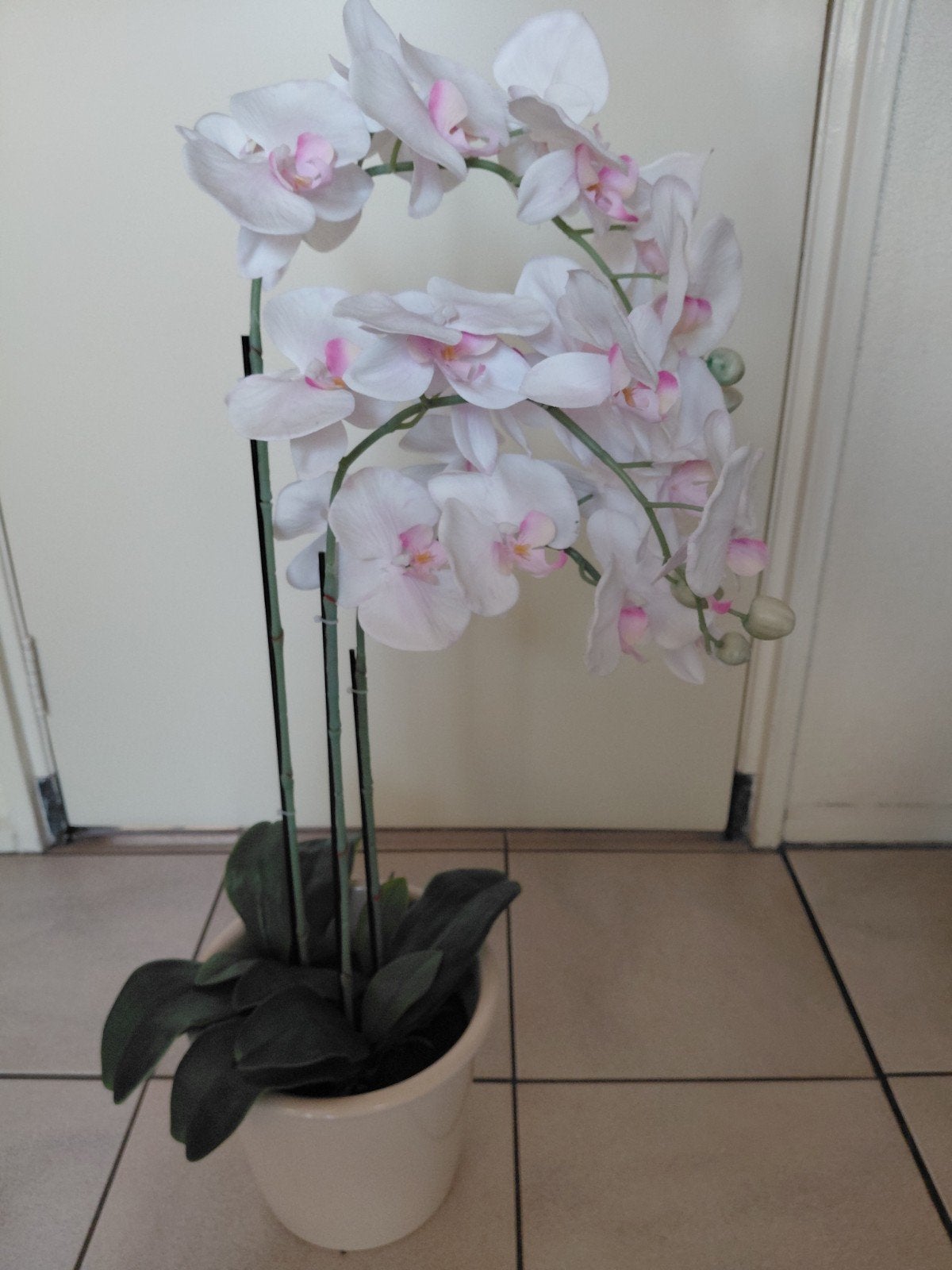Kunst orchidee 82 cm hoogte met crème pot, Ophalen