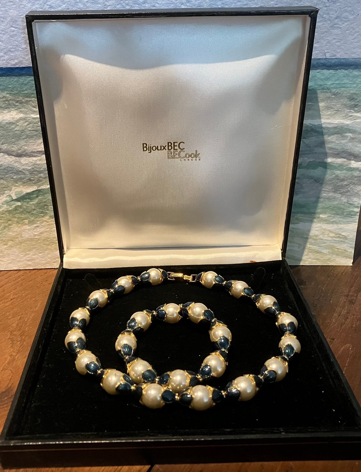 Parelketting en armband set van Bijoux BEC BE Cook London, Overige materialen, Ophalen of Verzenden, Zo goed als nieuw, Met edelsteen
