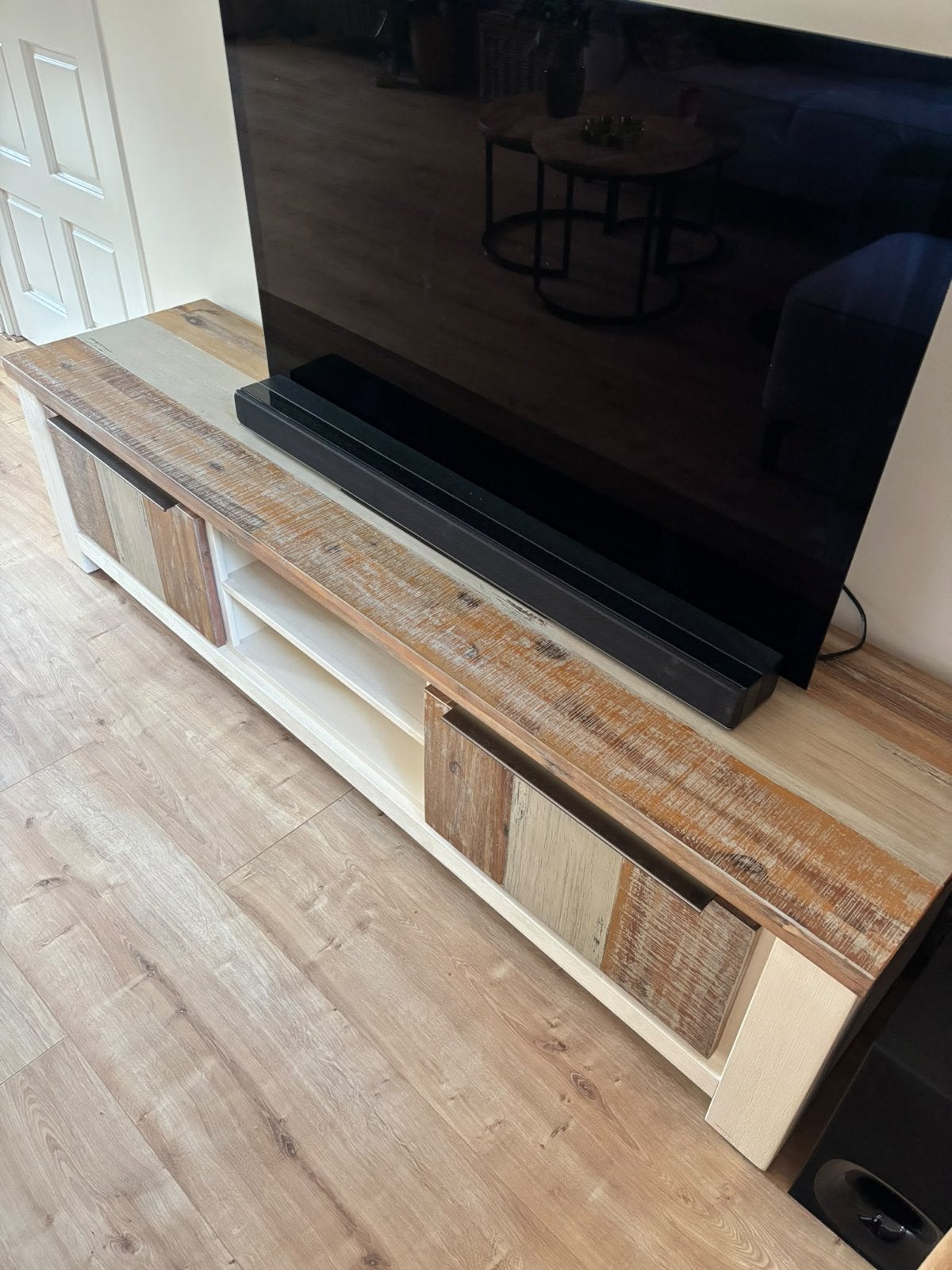 Robuust TV-meubel landelijke stijl van pronto wonen, Huis en Inrichting, 150 tot 200 cm, Ophalen of Verzenden, Zo goed als nieuw