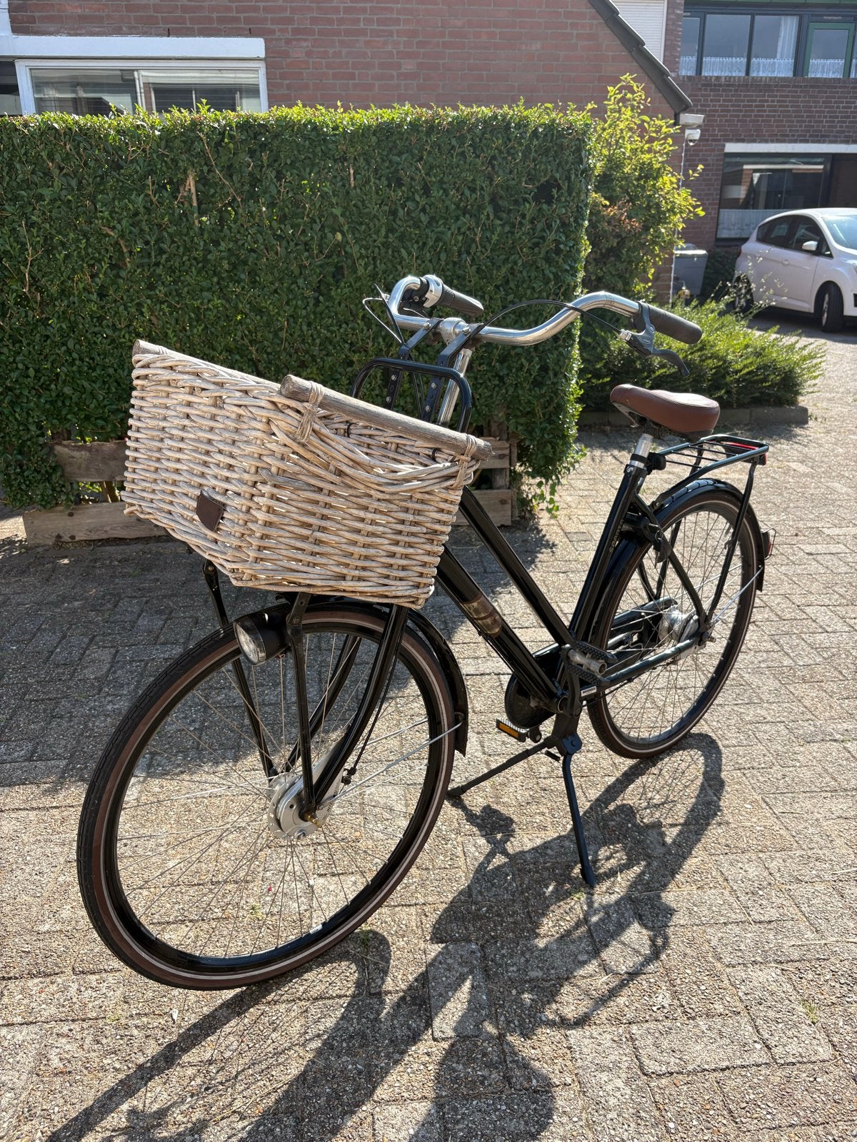 Zwarte damesfiets met mand en bagagedrager, Fietsen en Brommers, Ophalen, Sparta, Trommelrem, 53 tot 56 cm