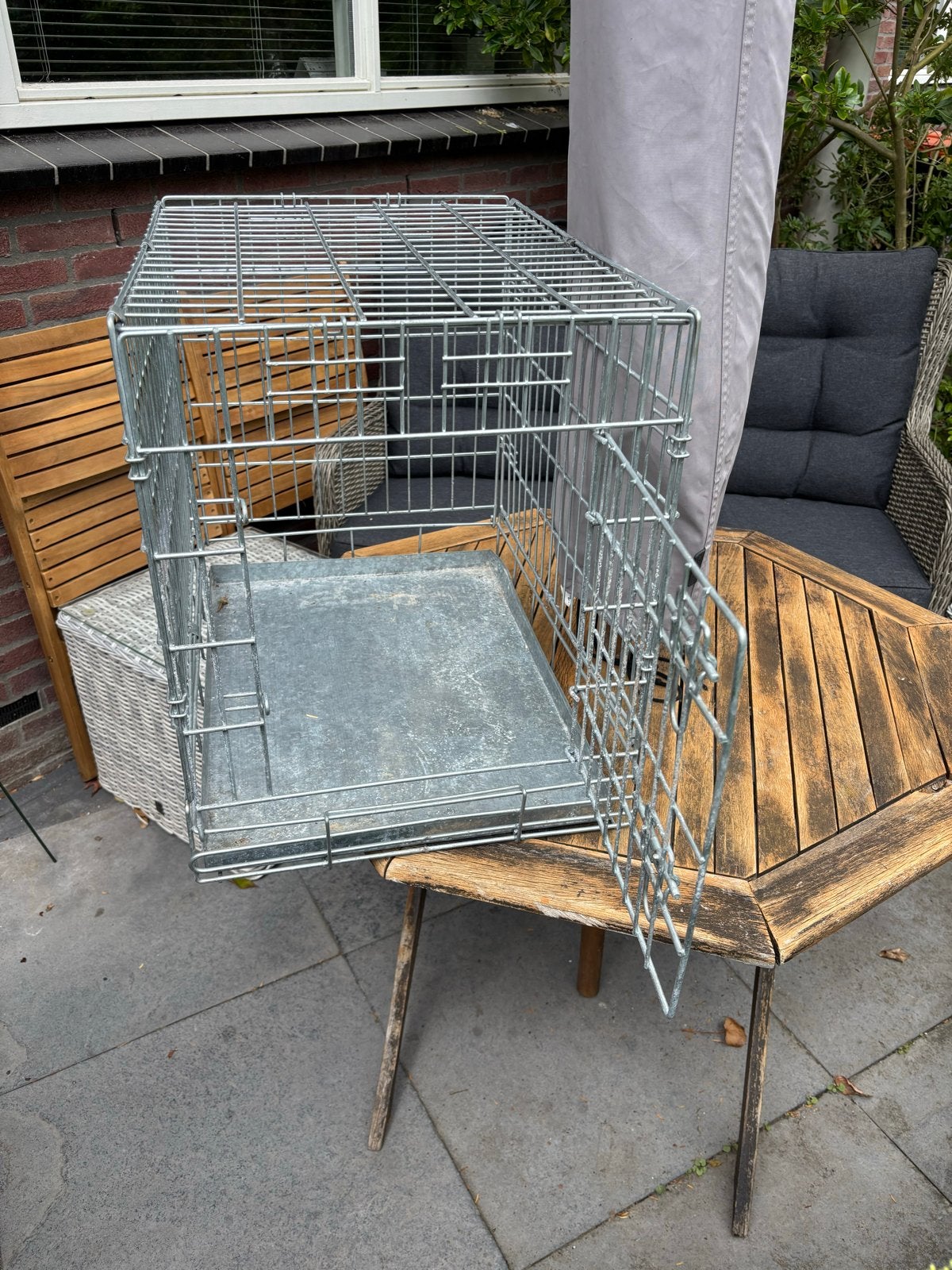 Mooie inklapbare Bench  afm 60 x 45 x 53  ( lxbxh), Dieren en Toebehoren, Hondenbenches, Ophalen, Zo goed als nieuw