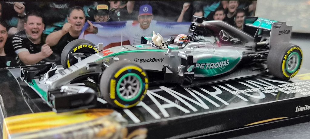Minichamps Mercedes W06 #44 Lewis Hamilton 1:43 USA GP 2015, Hobby en Vrije tijd, Ophalen of Verzenden, Nieuw, Auto, MiniChamps