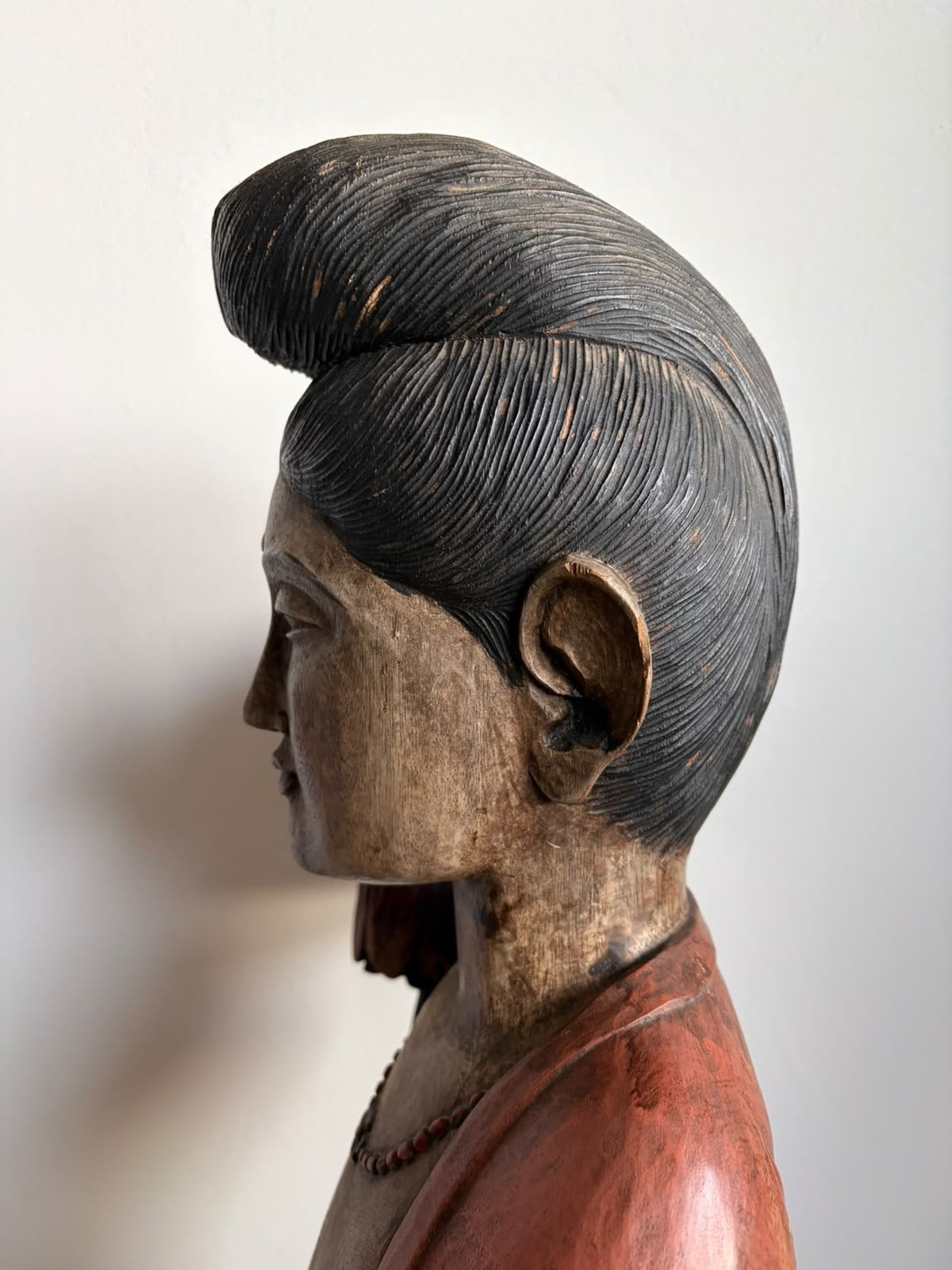 Groot houten Boeddha / Bodhisattva beeld – 90 cm, Huis en Inrichting, Ophalen, Gebruikt, 90 cm, Hout