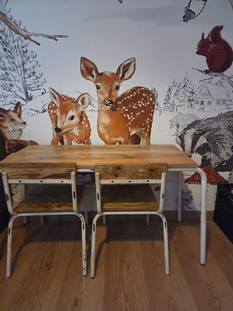 Kidsdepot tafel met stoeltjes, Kinderen en Baby's, Ophalen, Gebruikt, Tafel(s) en Stoel(en)
