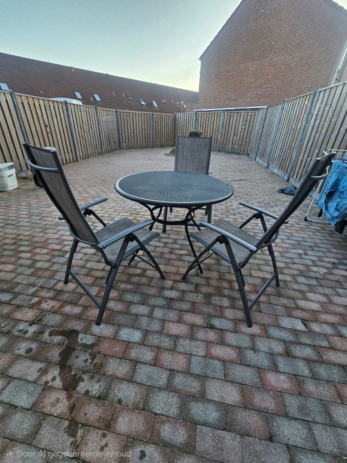 Tuinset met 3 stoelen en ronde tafel, Ophalen