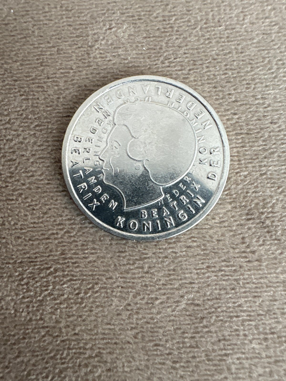 Nederlandse munt Koningin Beatrix 2001, Postzegels en Munten, Munten | Nederland, Ophalen of Verzenden, Koningin Beatrix, 1 gulden