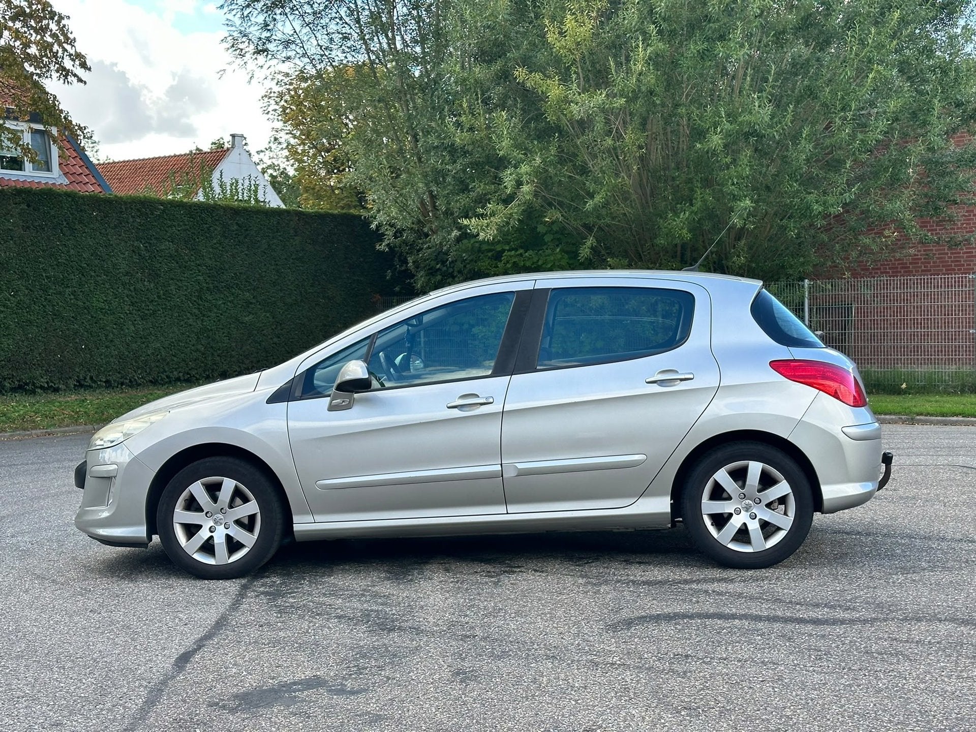 Peugeot 308 1.6 VTi XS Première Cruise*Airco*Trekhaak*LM ve, Voorwielaandrijving, Dealer onderhouden, 15 km/l, Gebruikt