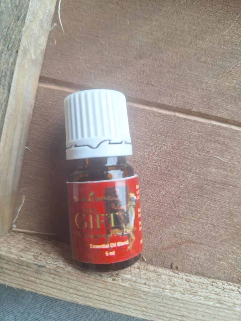 Young Living the Gift, Ophalen, Zo goed als nieuw, Aroma