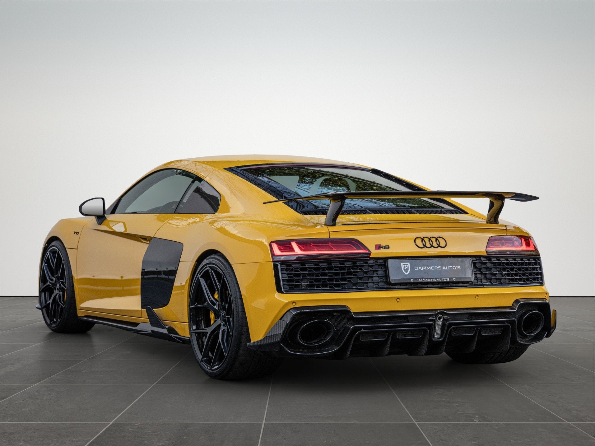 Audi R8 5.2 Performance 620pk Quattro Carbon Quiksilver Voss, Auto's, Audi, Automaat, Gebruikt, Euro 6, 5204 cc