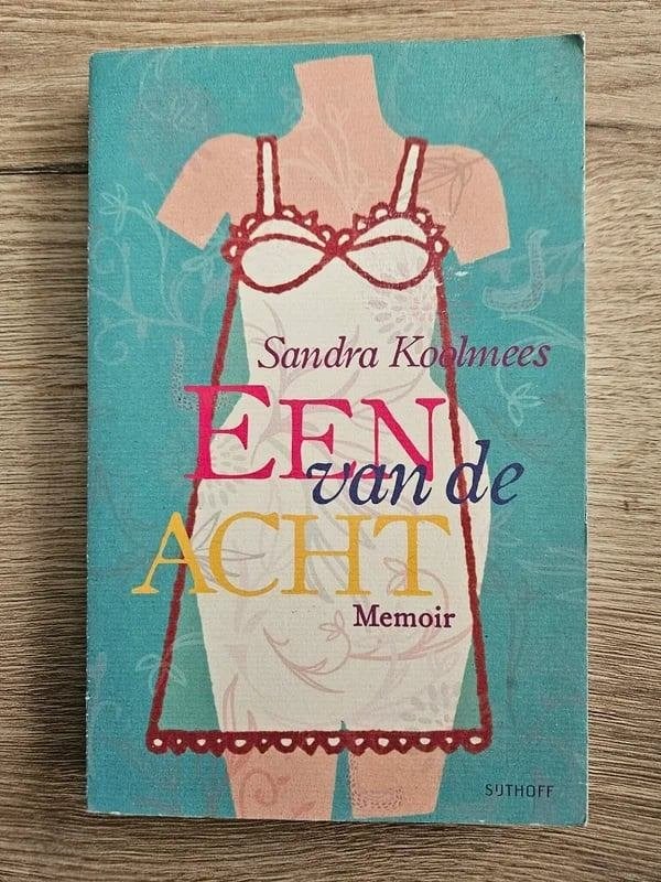 Sandra Koolmees - Een van de acht, Ophalen of Verzenden, Gelezen, Sandra Koolmees