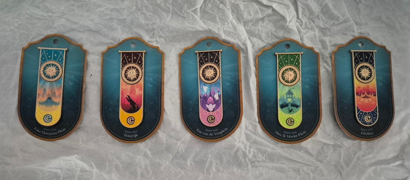 Efteling Zomerpins - complete set, Ophalen of Verzenden, Nieuw, Overige onderwerpen, Speldje of Pin