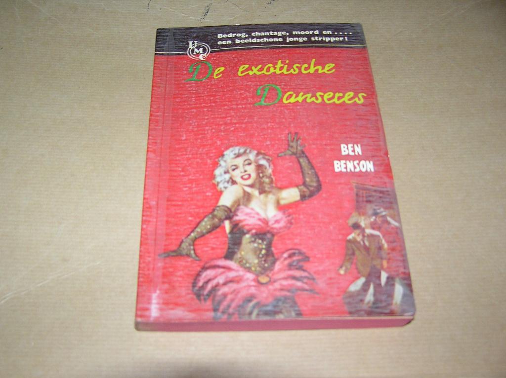  De exotische danseres-Ben Benson(UMC Real 111), Boeken, Detectives, Ophalen of Verzenden, Gelezen, Ben Benson