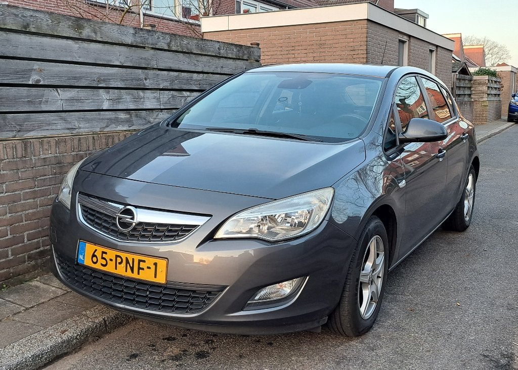 Opel Astra 1.4 Turbo 88KW 5D 2011 Grijs, Voorwielaandrijving, 680 kg, 4 cilinders, Origineel Nederlands