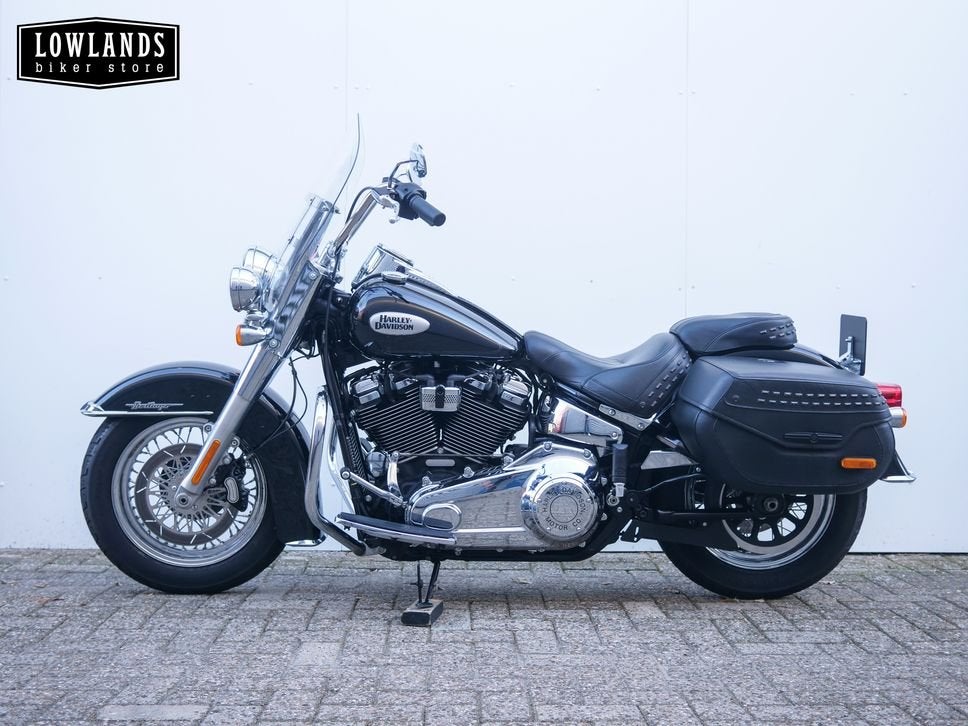 HARLEY-DAVIDSON HERITAGE CLASSIC SOFTAIL FLHC (bj 2021), 2 cilinders, Bedrijf, Onbekend, Meer dan 35 kW