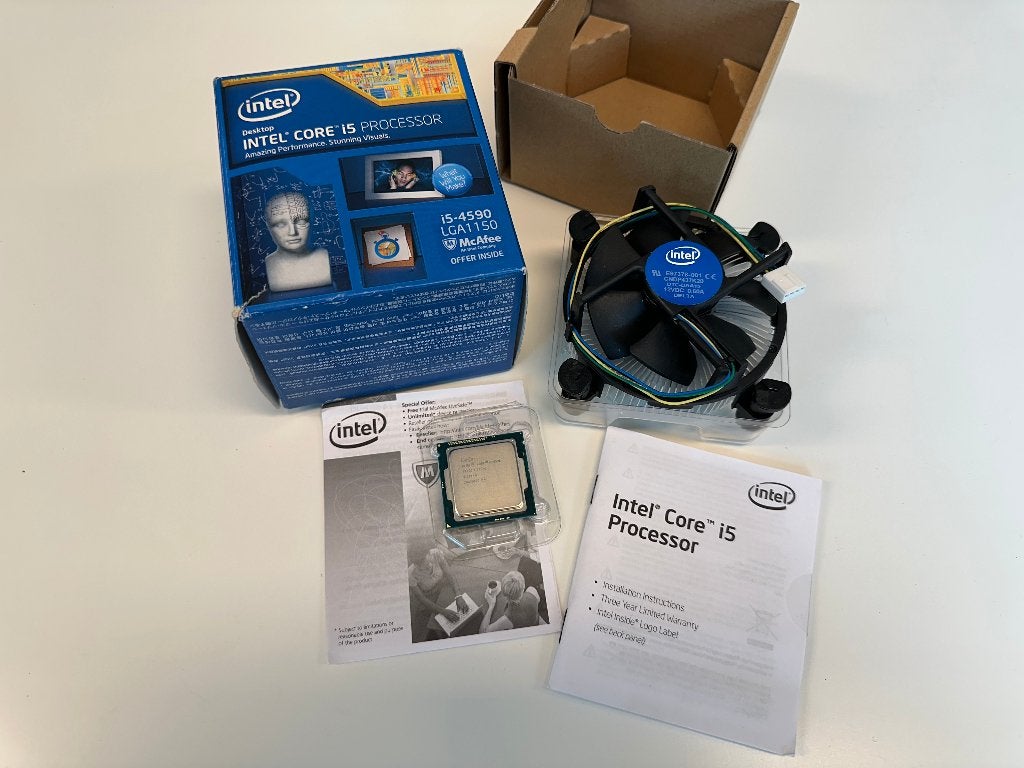 Intel Core i5-4590 Quad-Core 3,3Ghz Boxed Processor, Computers en Software, Processors, 4-core, Ophalen of Verzenden, Zo goed als nieuw