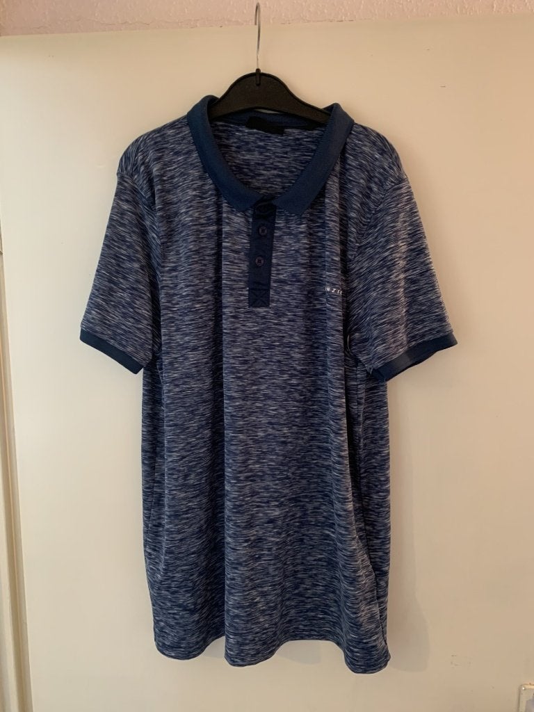 Blauwe T-shirt van McKenzie. Maat L, Maat 52/54 (L), Blauw, Ophalen of Verzenden, Zo goed als nieuw