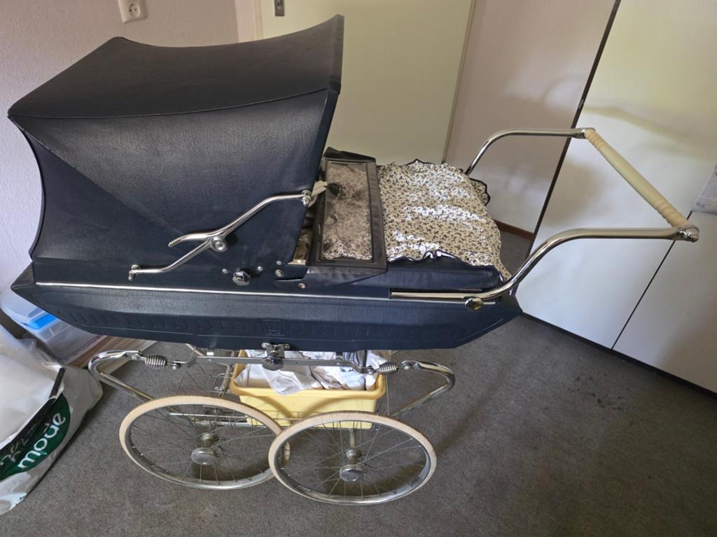 Vintage Kinderwagen - Klassiek en Robuust, Gebruikt, Verstelbare duwstang, Ophalen, Kinderwagen