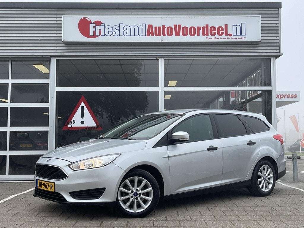 Ford Focus Wagon 1.0 Trend Edition /Airco/Cruise/Trekhaak/AP, Auto's, Ford, Bedrijf, Te koop, Focus, ABS, Airbags, Airconditioning