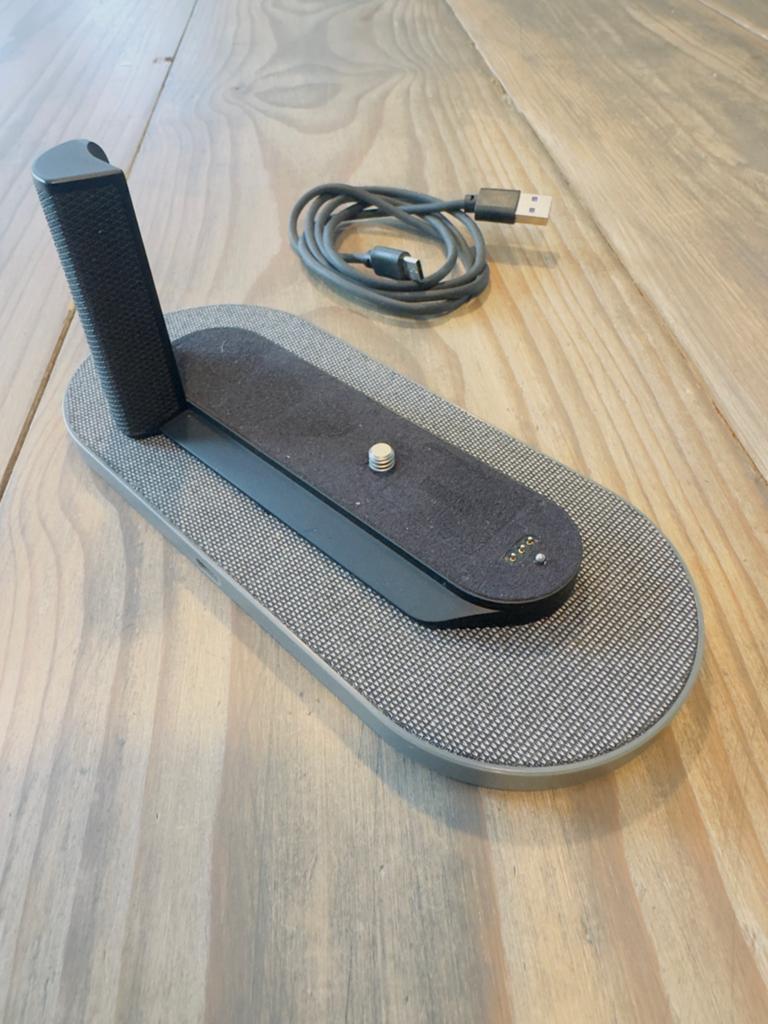 Leica Q3 handgrip 19530 + wireless charger, Verzenden, Zo goed als nieuw, Overige Merken, Geen optische zoom