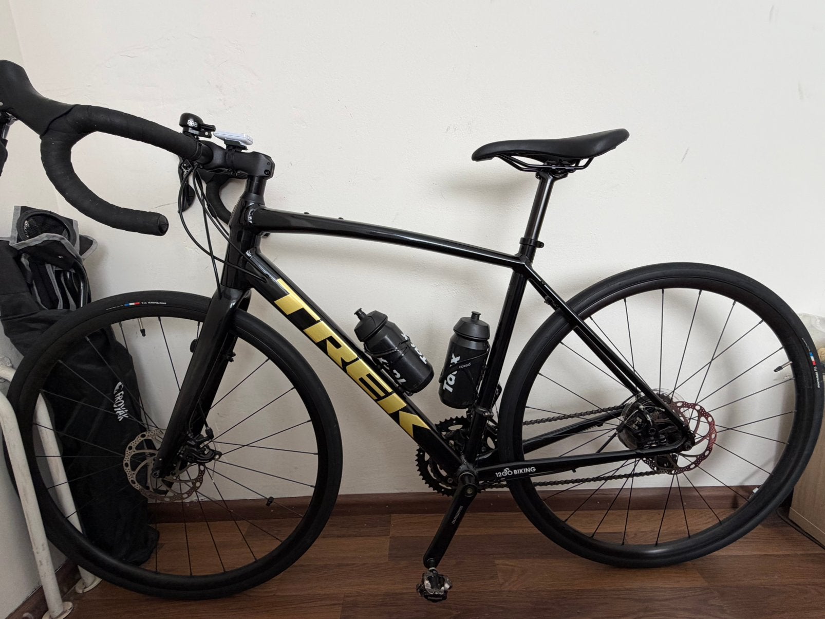 Trek domane 2 - Slechts 300 km gebruikt, als nieuw., Overige merken, Aluminium, Ophalen of Verzenden, Zo goed als nieuw