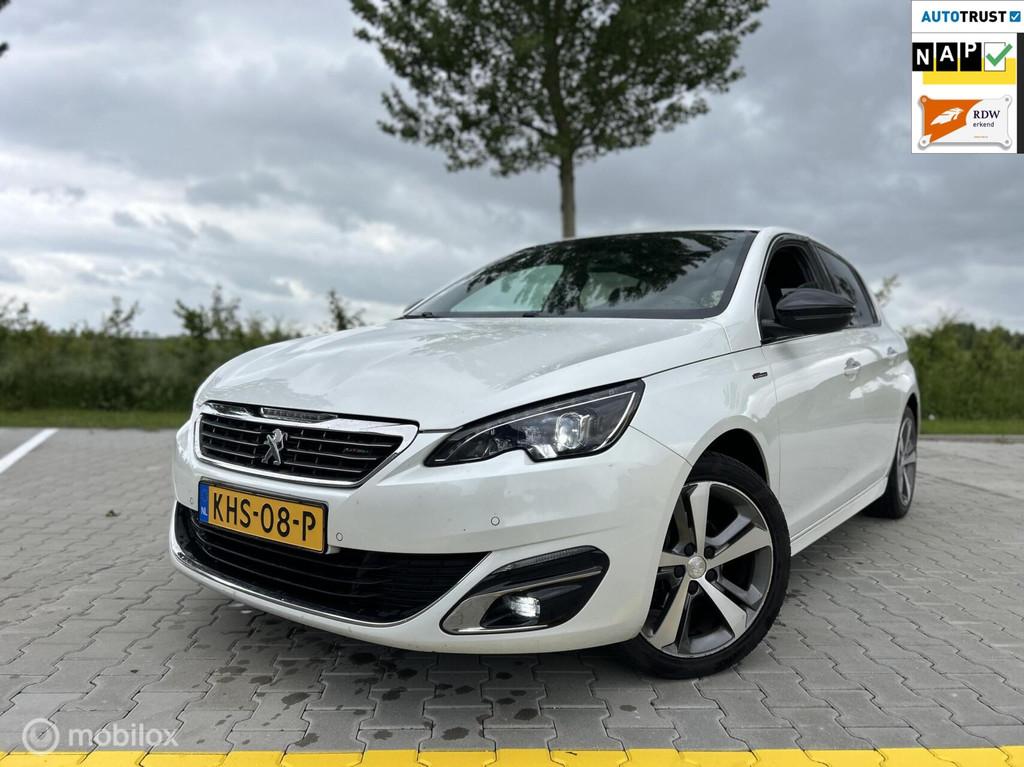 Peugeot 308 1.2 PureTech GT-LINE|APK|CRUISE CONTR|CAMERA, Voorwielaandrijving, Euro 6, Wit, Bedrijf
