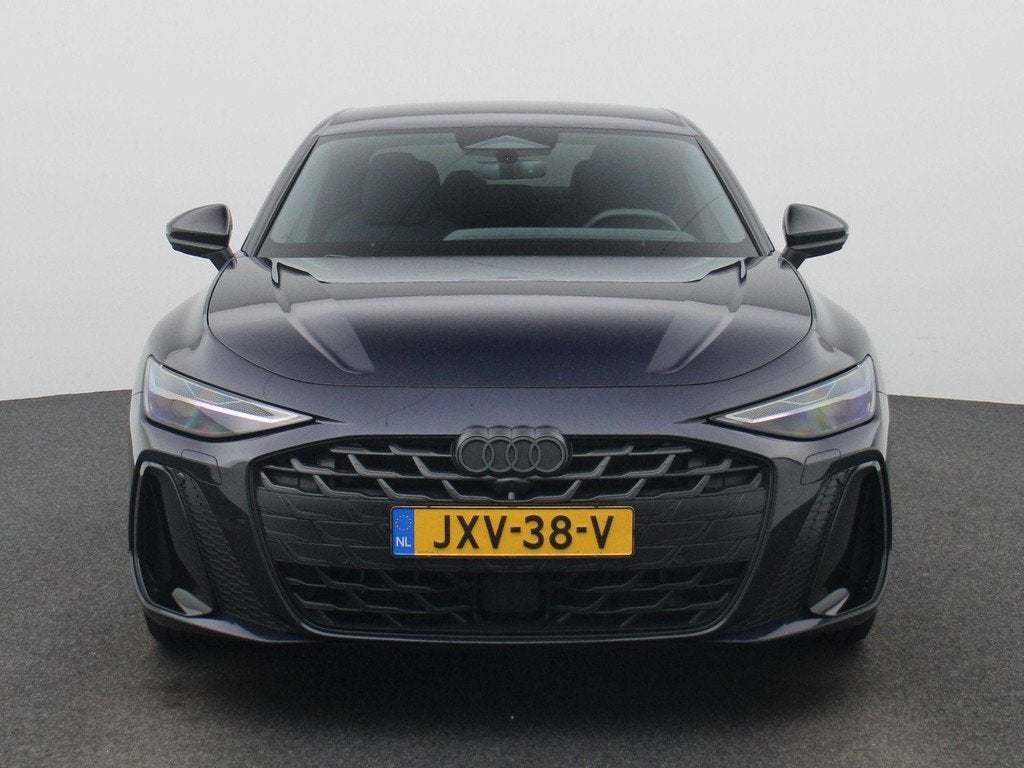 Audi A6 Limousine 2.0 e-hybrid quattro S Edition 299 PK | De, Auto's, Audi, 12 maanden, 4 cilinders, 26 kWh, Bedrijf