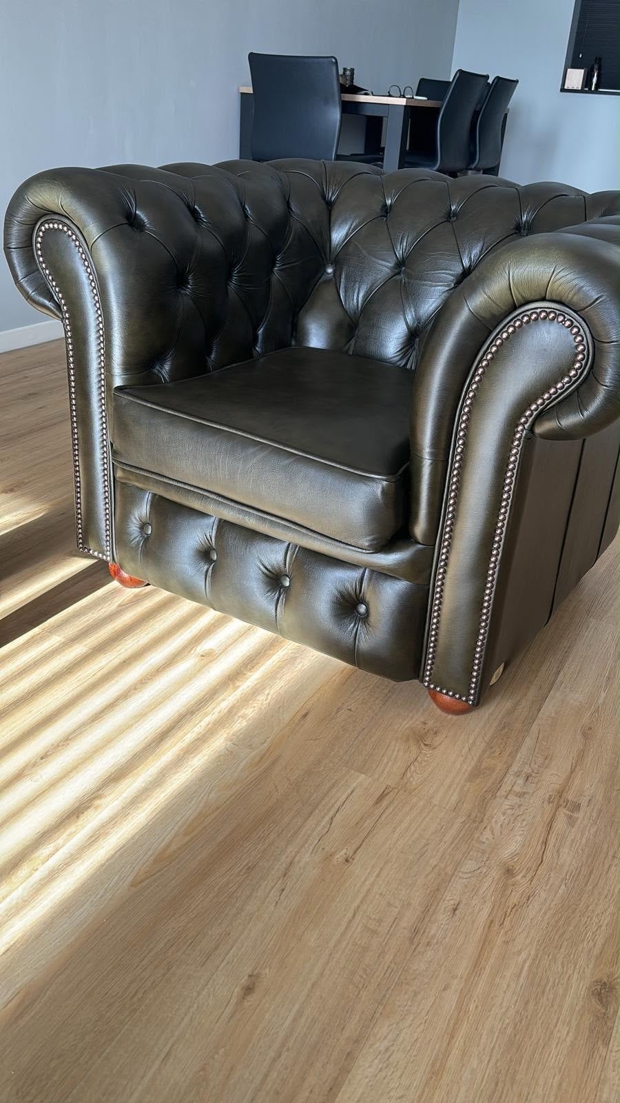 Originele Engelse Chesterfield Fauteuil - Parliament Green, Ophalen, Overige kleuren, Zo goed als nieuw, Eén