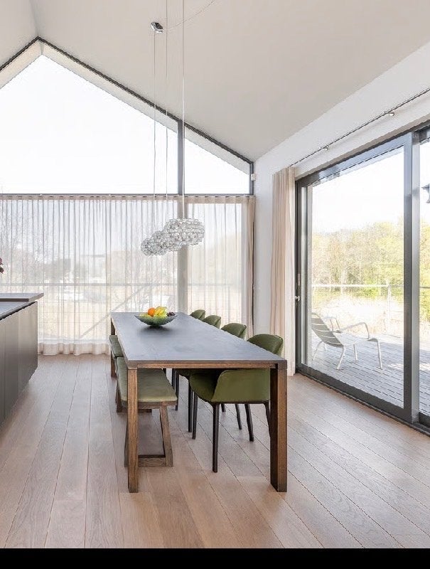 Moderne eettafel (arco essenza) 280x90 met bankjes, Ophalen, 200 cm of meer, 50 tot 100 cm, Zo goed als nieuw