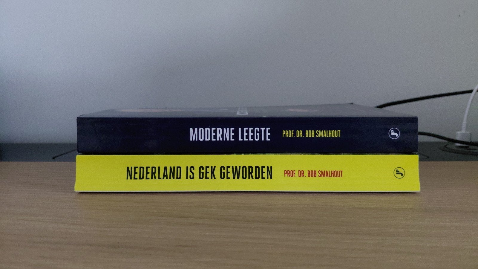 Boeken Prof. Dr. Bob Smalhout: Nederland is gek geworden, Boeken, Ophalen of Verzenden, Zo goed als nieuw, Prof. Dr. Bob Smalhout