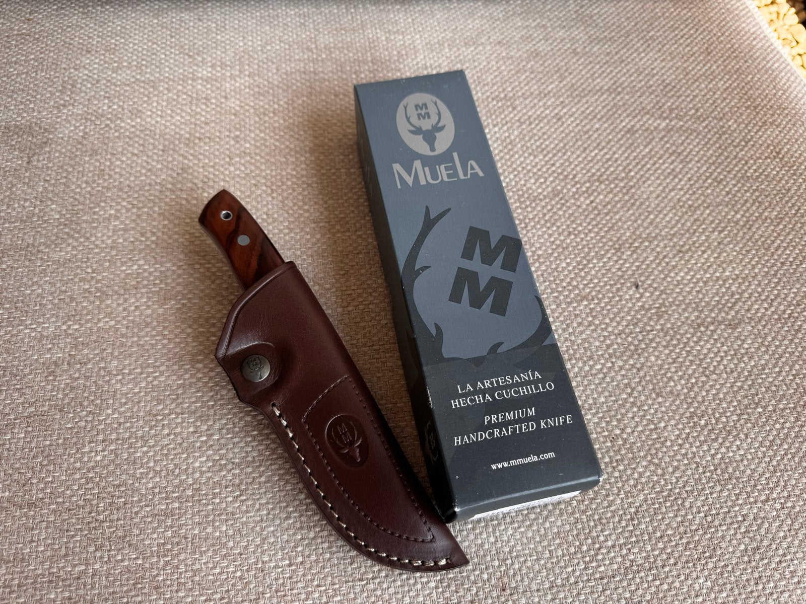 Muela Kodiak vaststaand mes met lederen schede, Ophalen of Verzenden, Nieuw