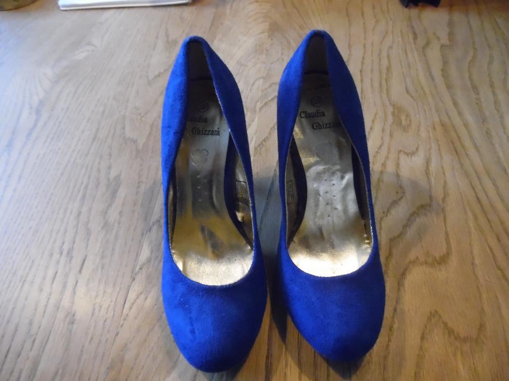 Gala of feestpumps blauw suède maat 39 hak 10 cm echt zgan, Blauw, Ophalen of Verzenden, Sneakers of Gympen, Onbekend