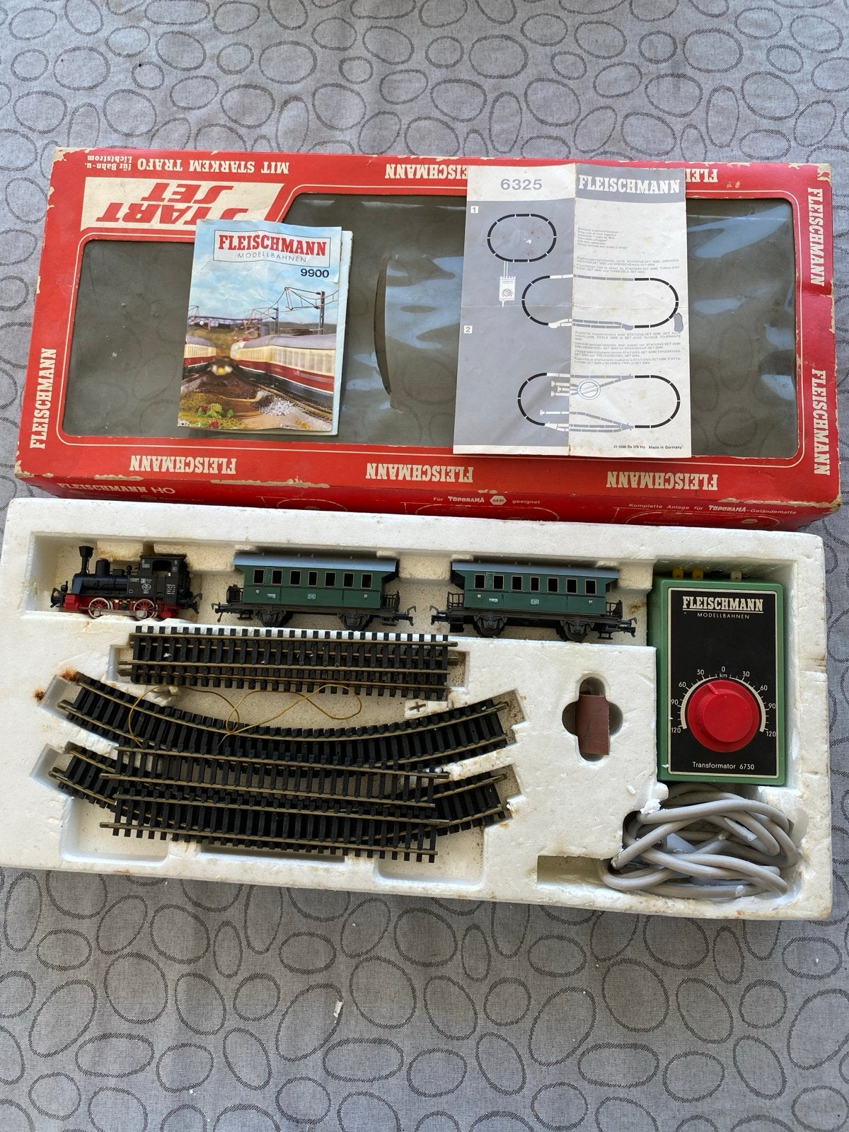 Fleischmann Start Set 6325 - Treinset met defecte locomotief, Ophalen, Gelijkstroom, Fleischmann, Analoog