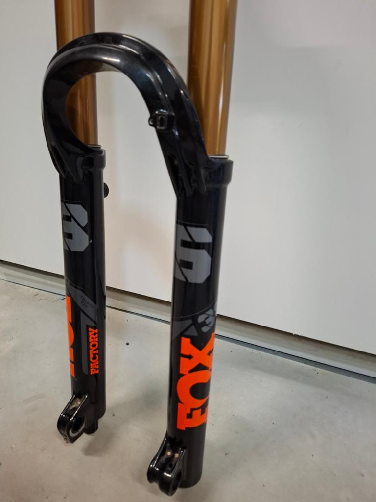 FOX 36 27,5 inch Factory Voorvork - verbogen, Fietsen en Brommers, Gebruikt, FOX, Ophalen of Verzenden, FOX Factory, Inc.