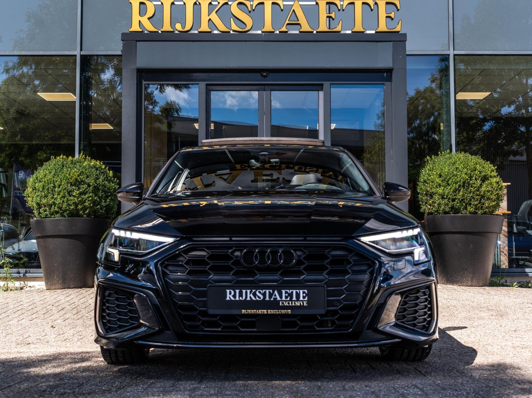 Audi A3 Sportback 45 TFSIe S-Line Competition|PANO|B&O|RS, Dealer onderhouden, Gebruikt, 4 cilinders, Met garantie (alle)