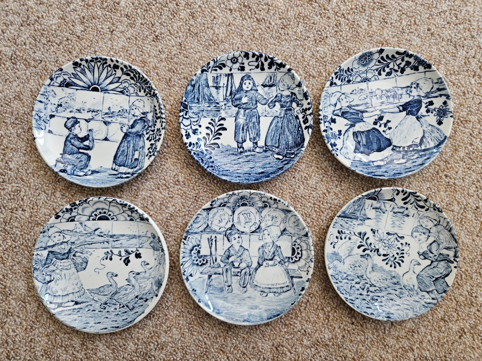 Royal Boch bordjes, Antiek en Kunst, Ophalen of Verzenden